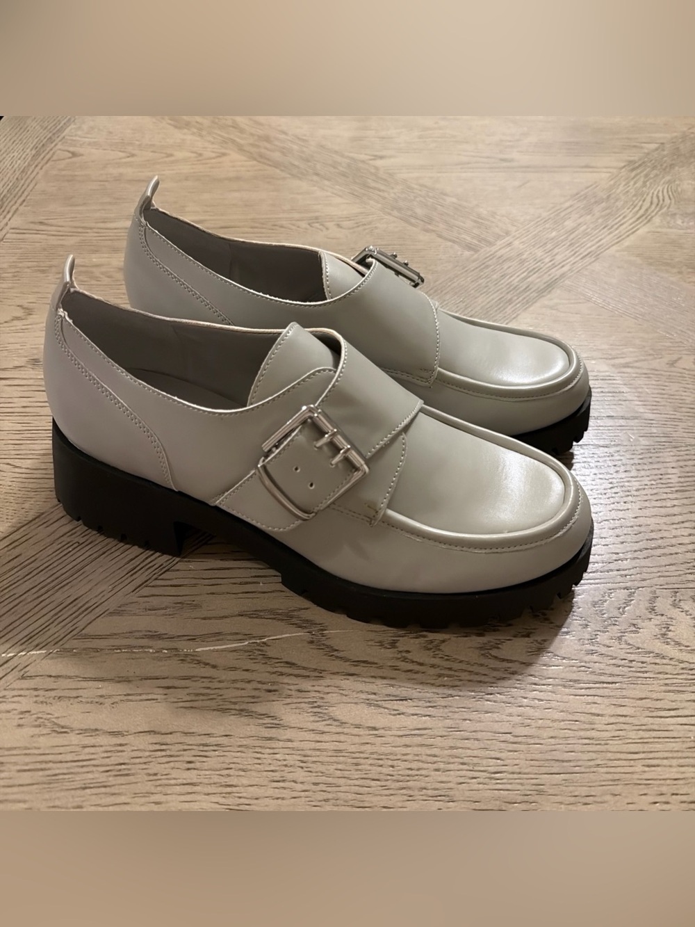 Marc Fisher Hazelton Loafer Size 8.5 Block Heel Slip On
